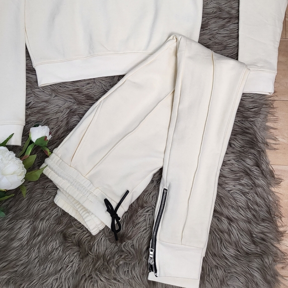 French Terry Solid pants set with long sleeve top and anckels Zipper - Picture 3 of 5